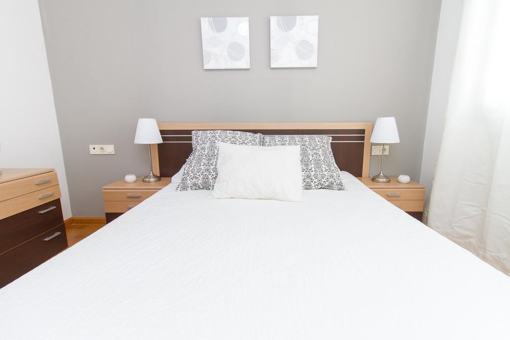 Wonderstays Apartamentos La Estacion Málaga Dış mekan fotoğraf