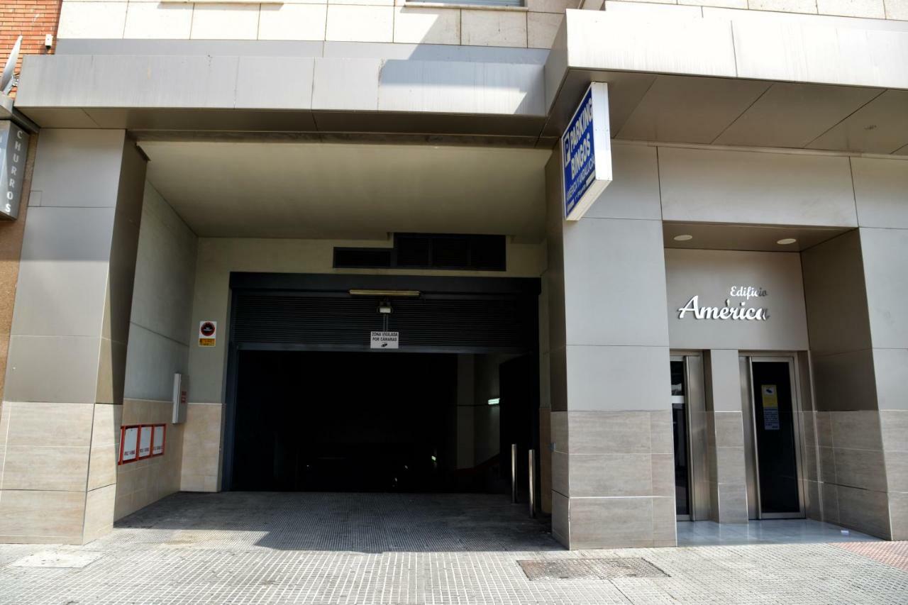 Wonderstays Apartamentos La Estacion Málaga Dış mekan fotoğraf