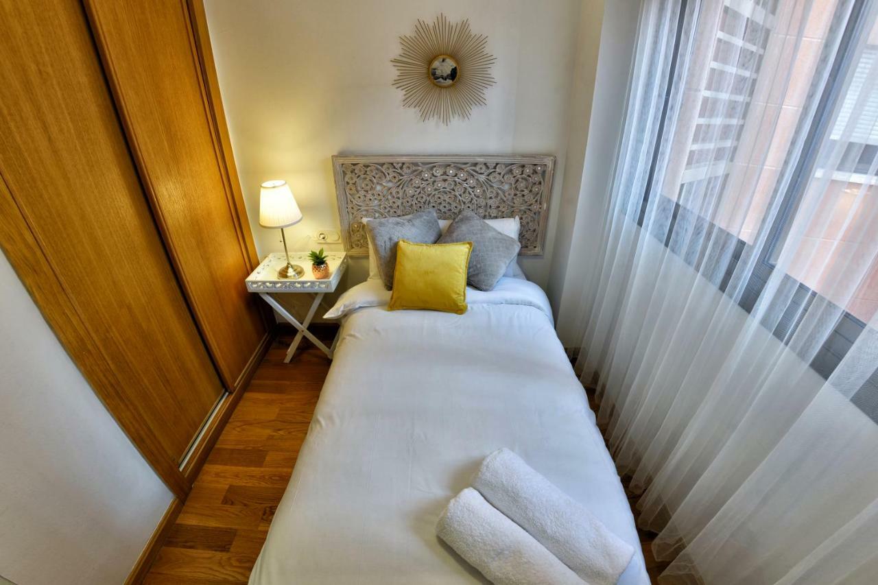 Wonderstays Apartamentos La Estacion Málaga Dış mekan fotoğraf