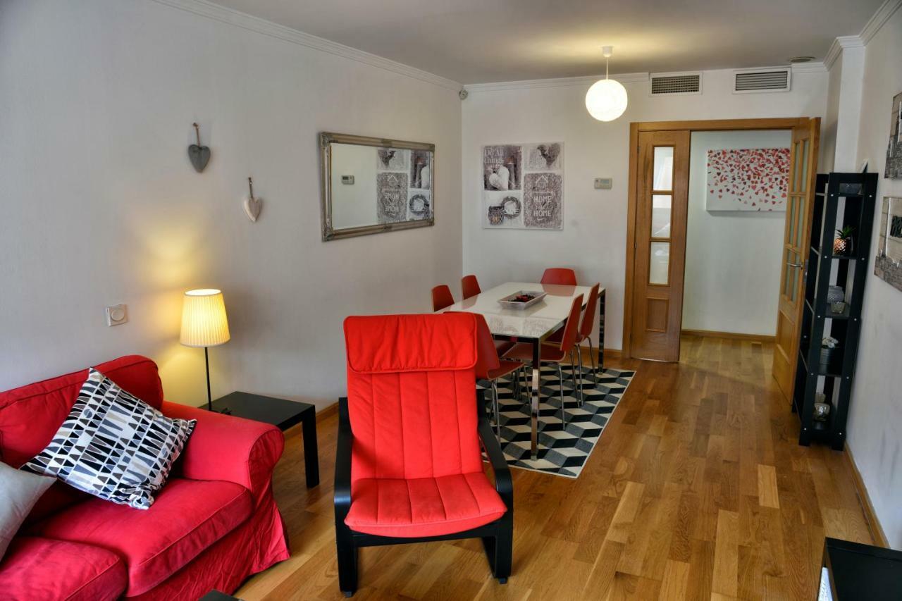 Wonderstays Apartamentos La Estacion Málaga Dış mekan fotoğraf